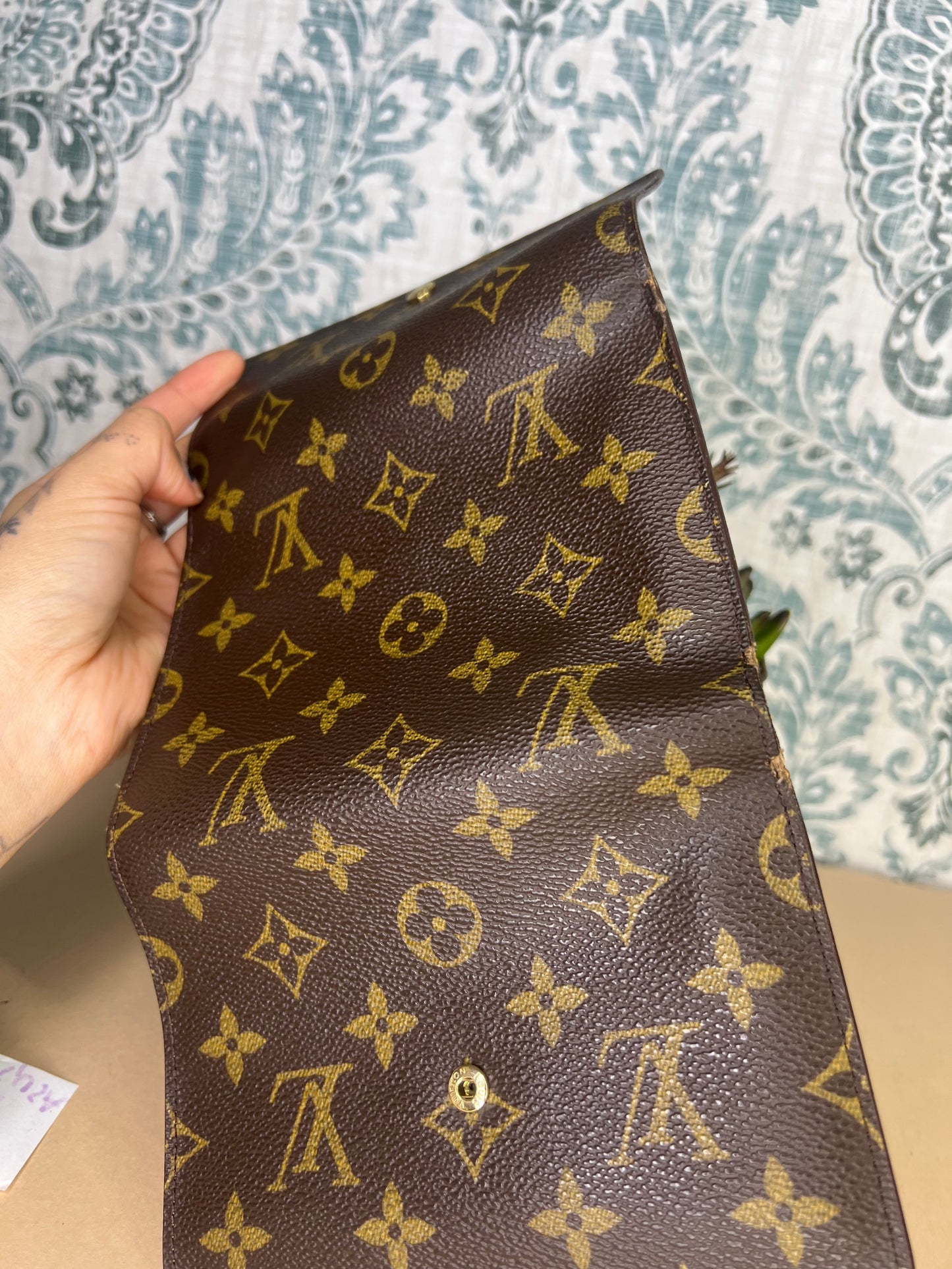 Louis Vuitton Monogram Passport Trifold Wallet #4