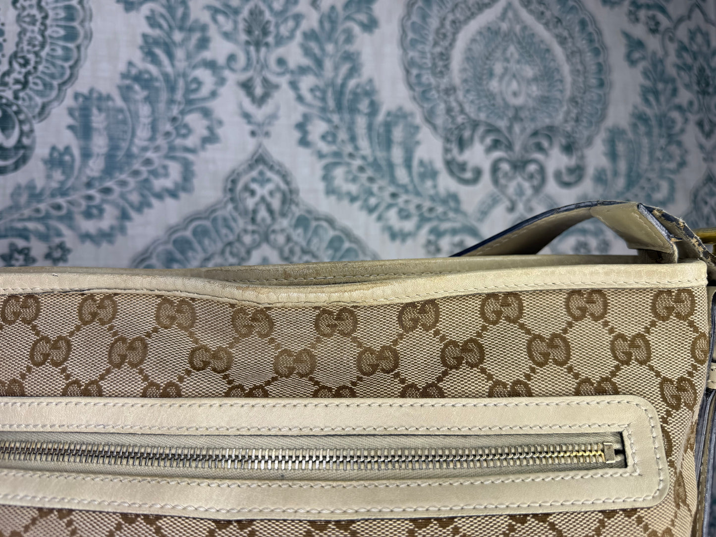 Gucci Canvas GG Beige Crossbody