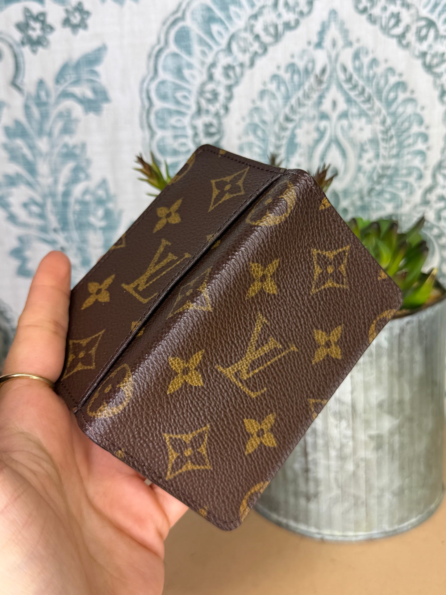 Louis Vuitton Monogram Card Holder / Pocket Organizer