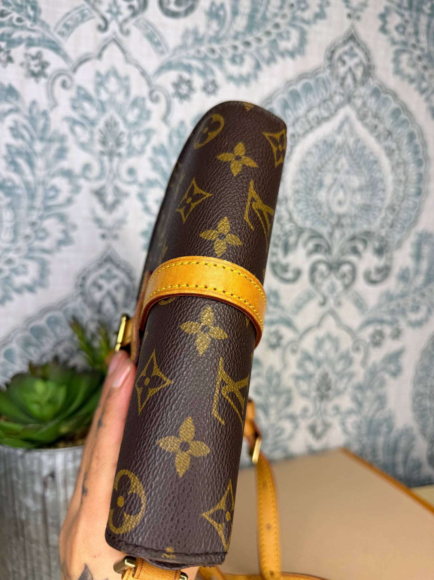 Louis Vuitton Chantilly PM