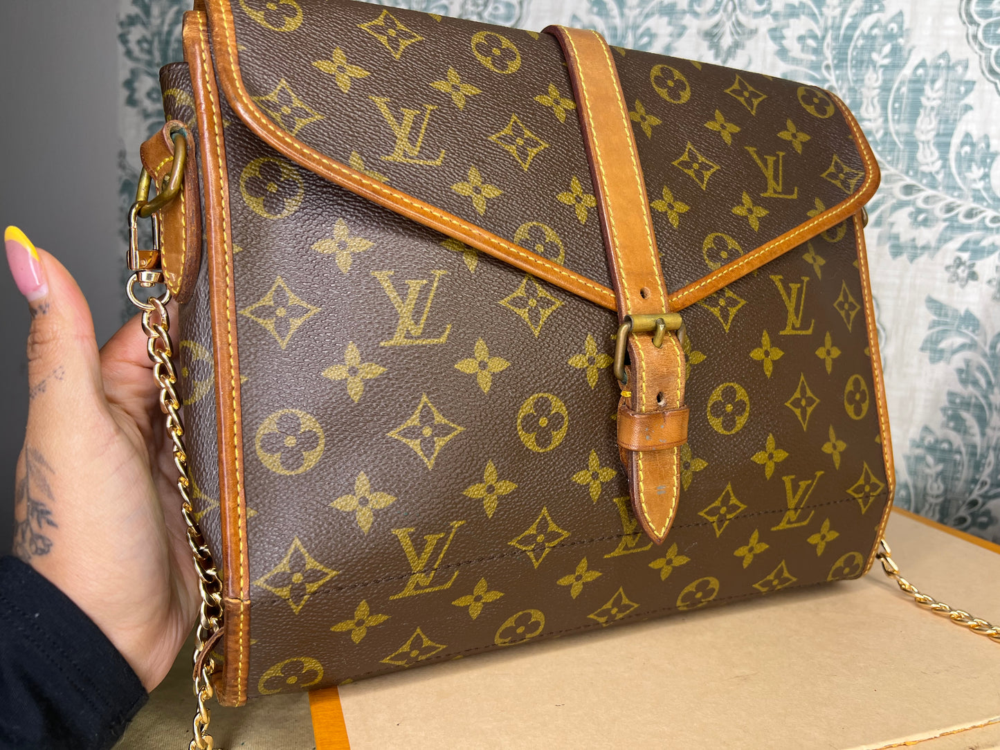 Monogram Portable Serviette

Desktop Organizer