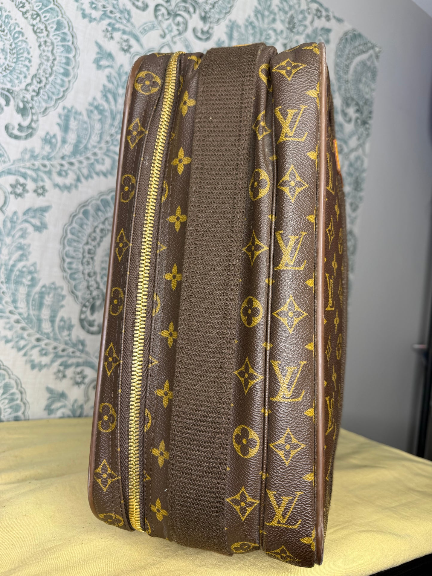 Louis Vuitton Satellite 53 Suit Case