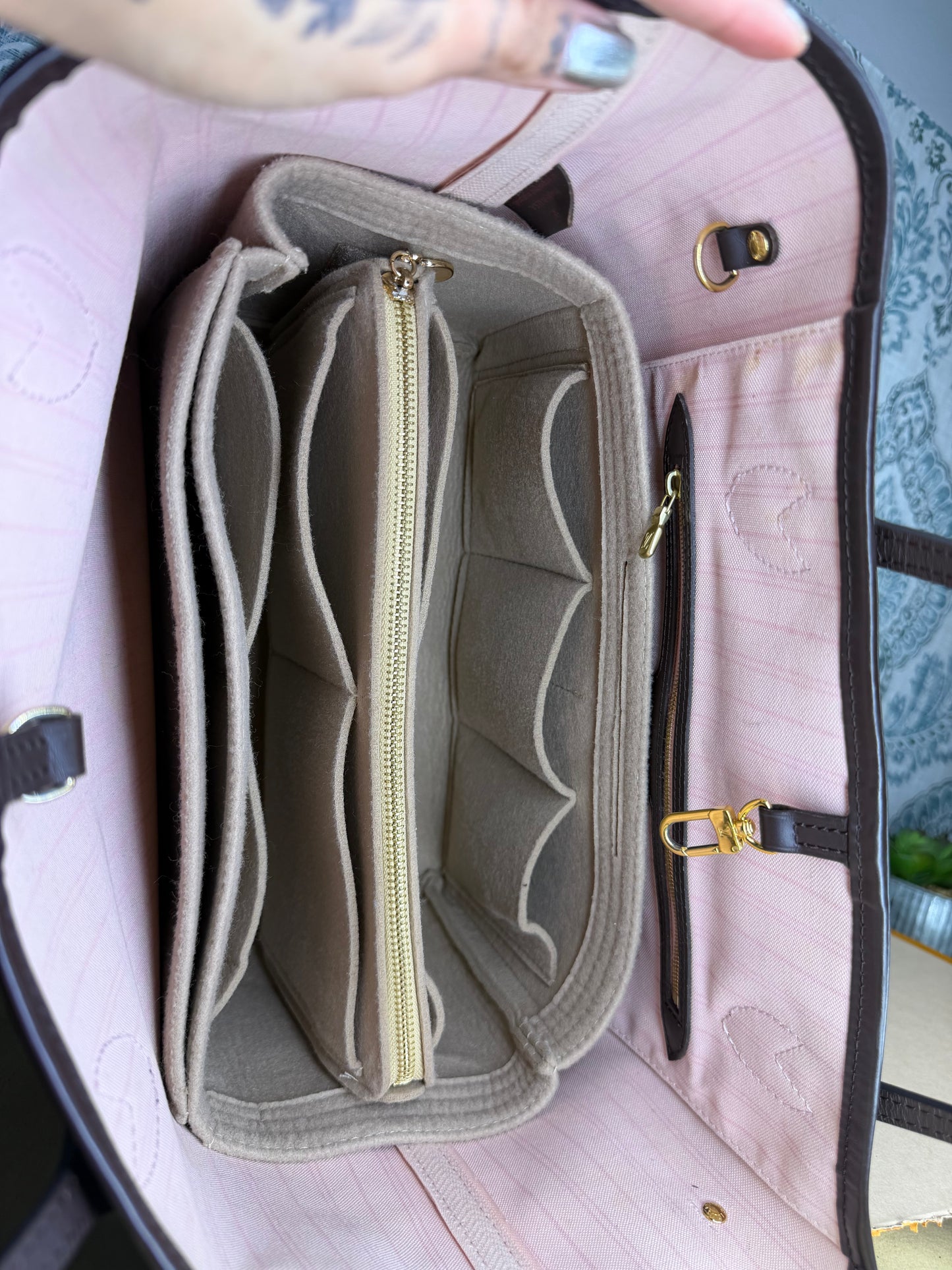 Louis Vuitton Damier Ebene Neverfull MM Rose Ballerine