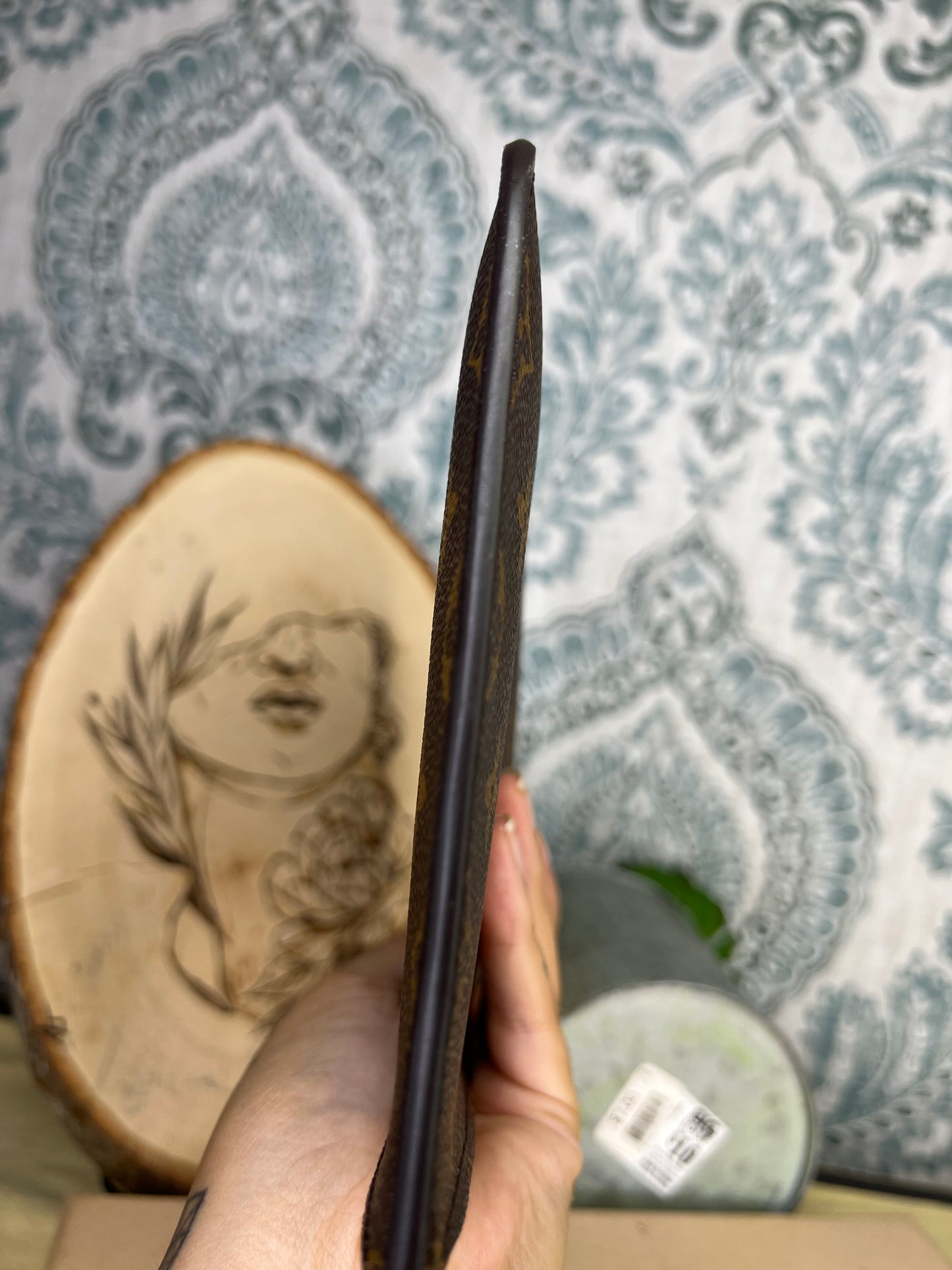 Neverfull Pouch Cherry Red