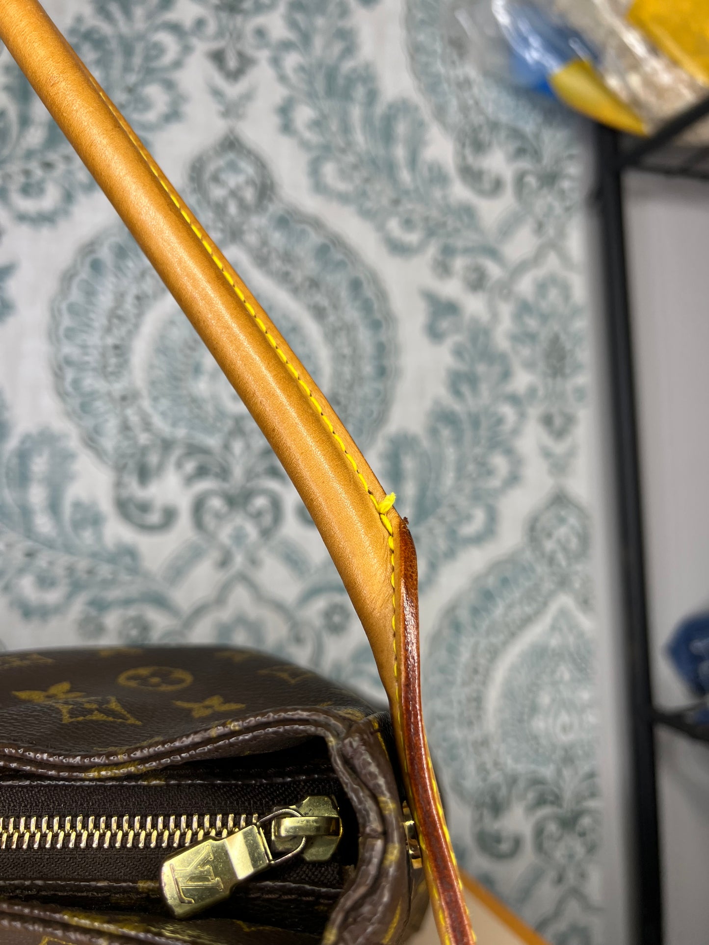 Louis Vuitton Looping GM
