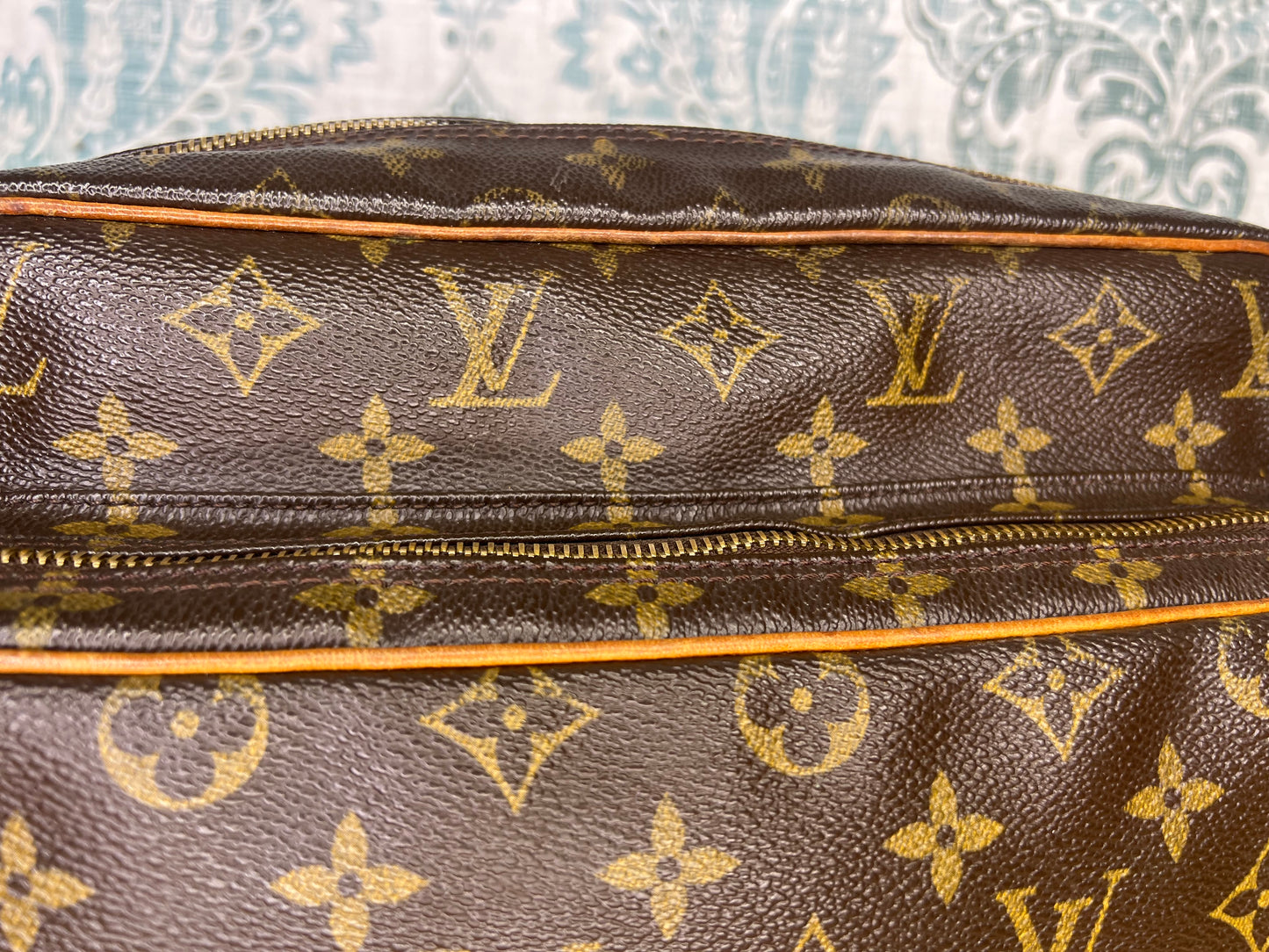 Louis Vuitton Nile PM