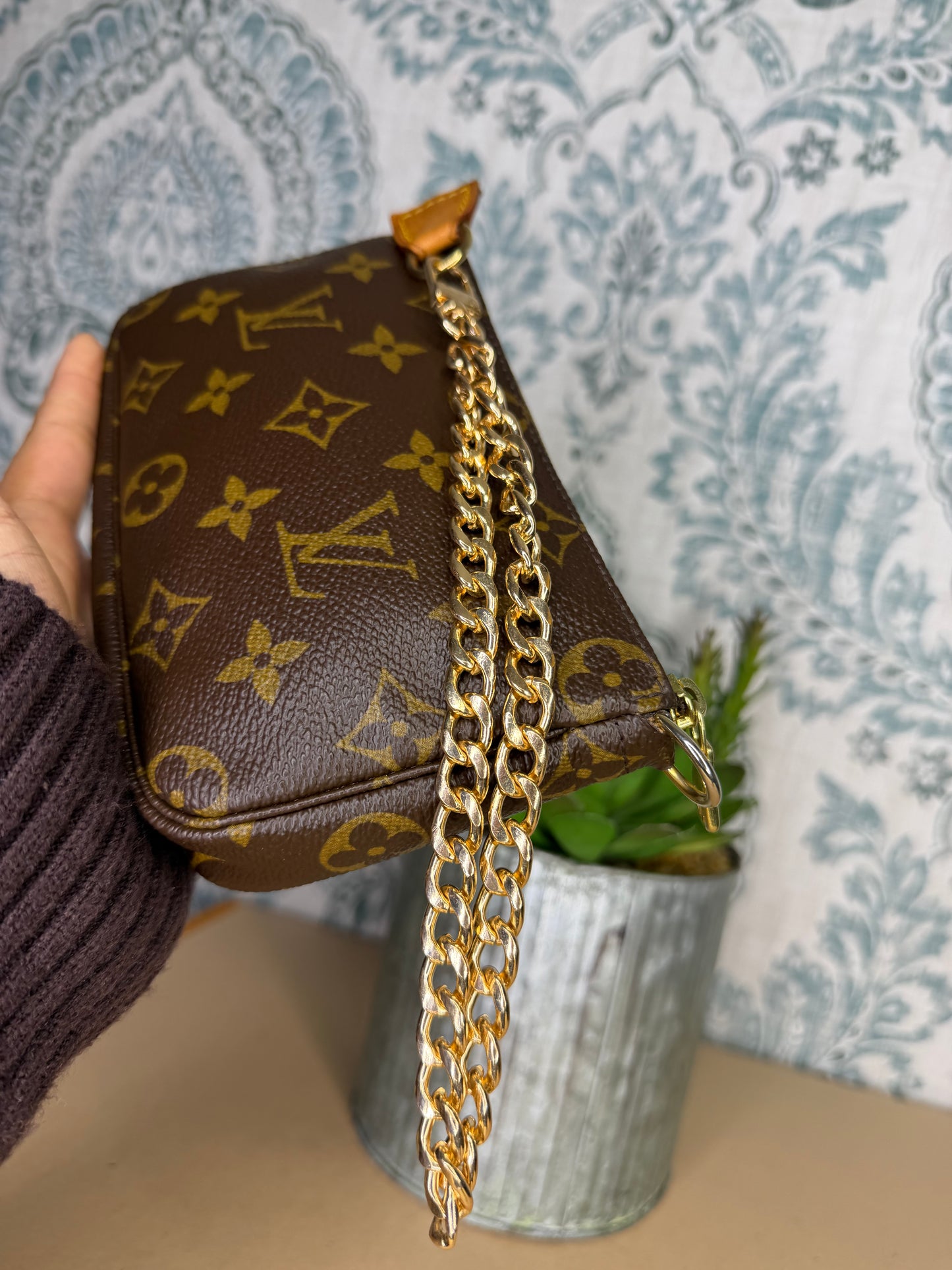 Louis Vuitton Monogram Bucket Pochette #1