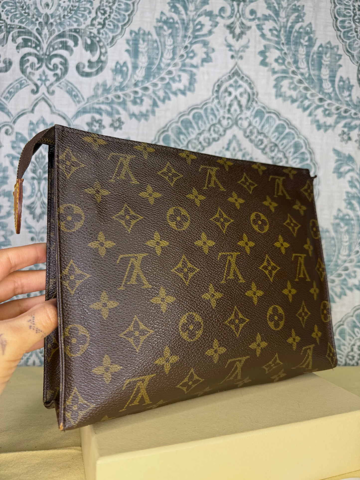 Louis Vuitton Monogram Toiletry 26