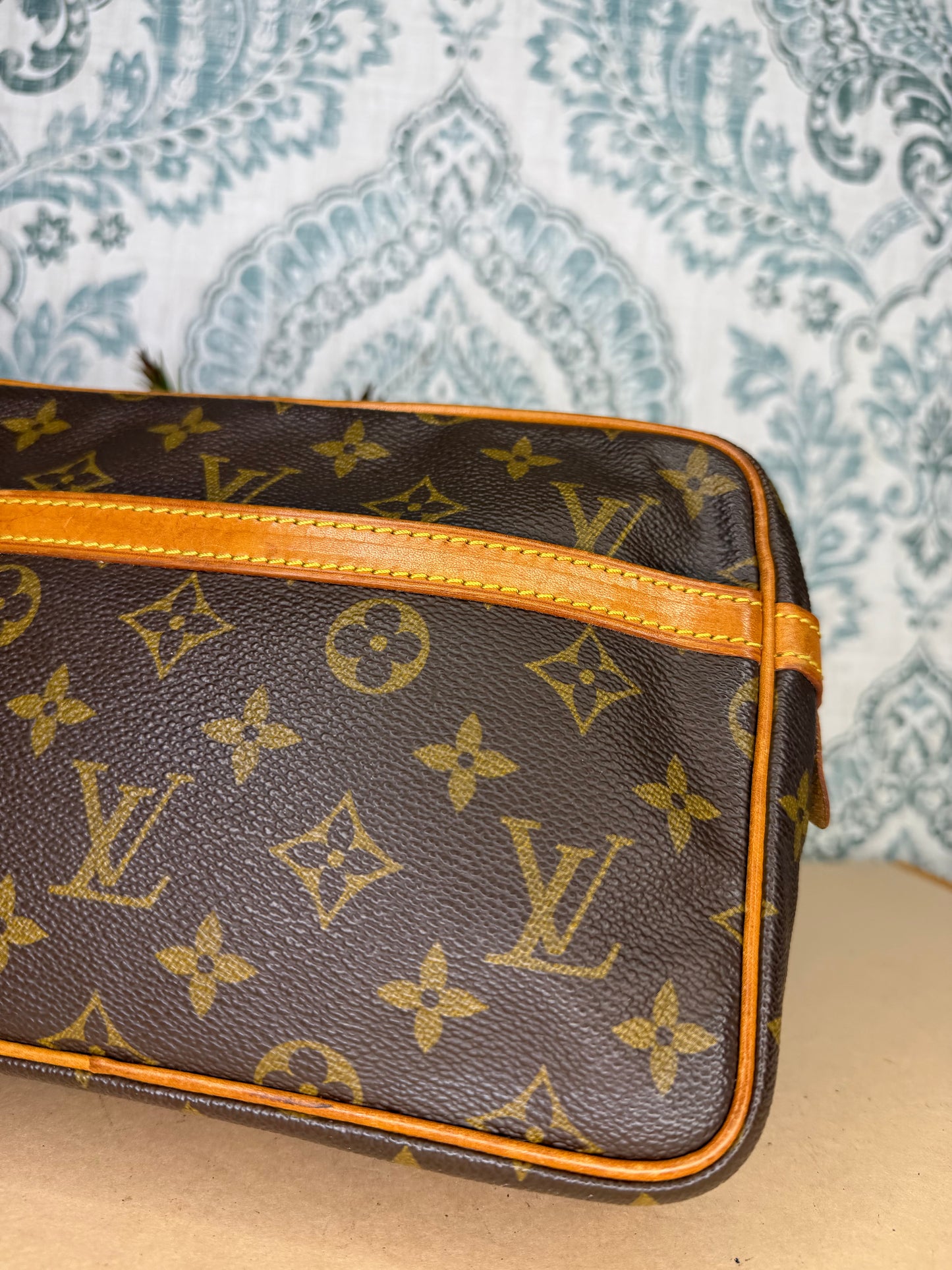 Louis Vuitton Compiegne 23