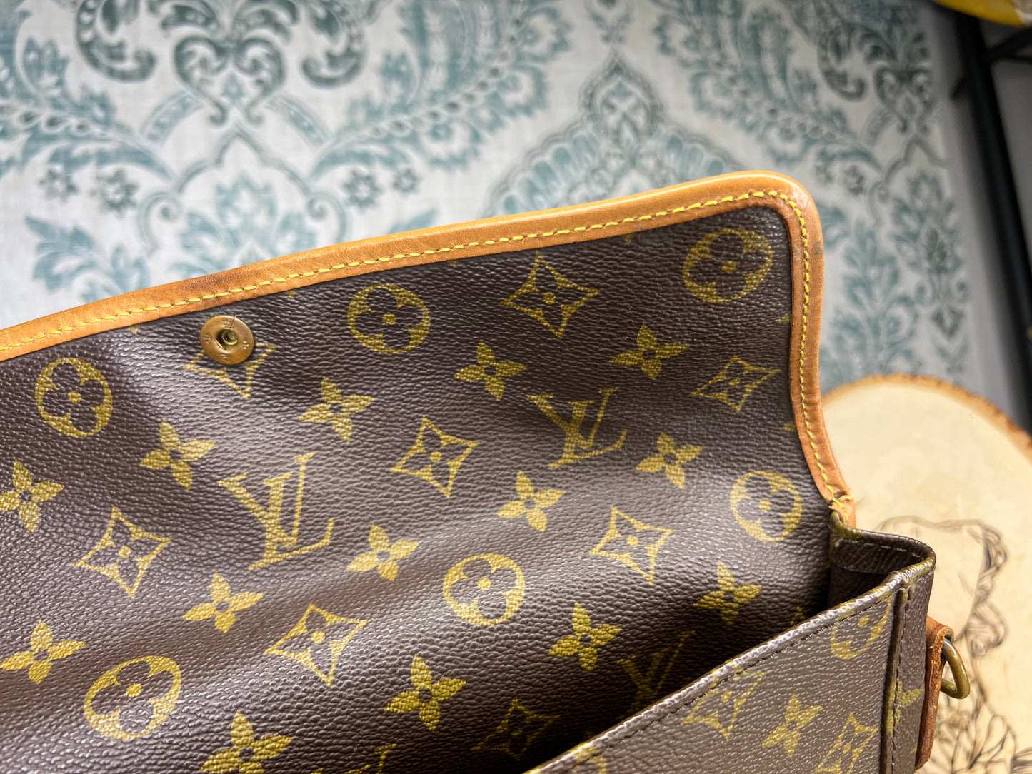 Monogram Portable Serviette

Desktop Organizer