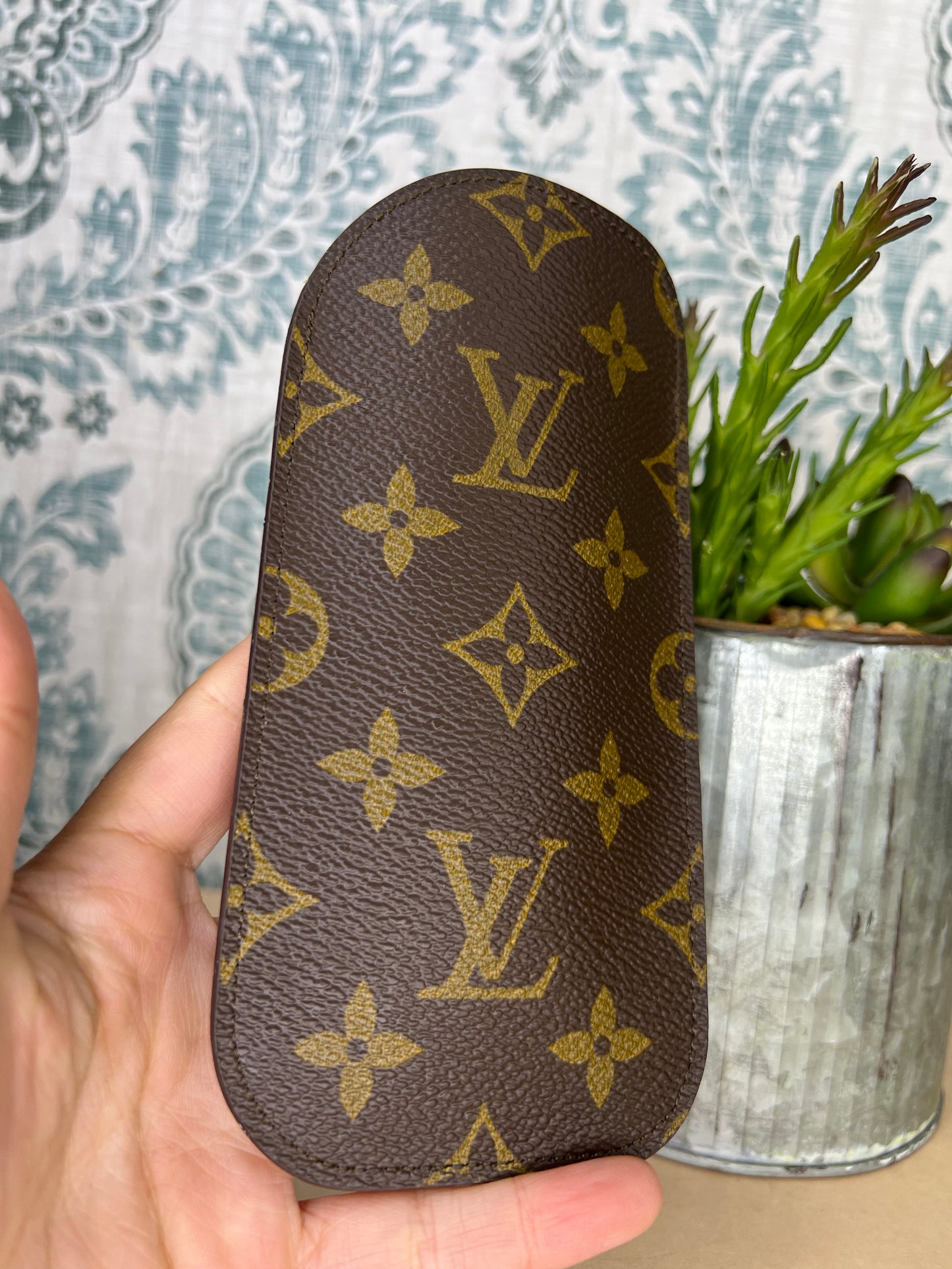 Louis Vuitton Etui Lunette Glasses Case