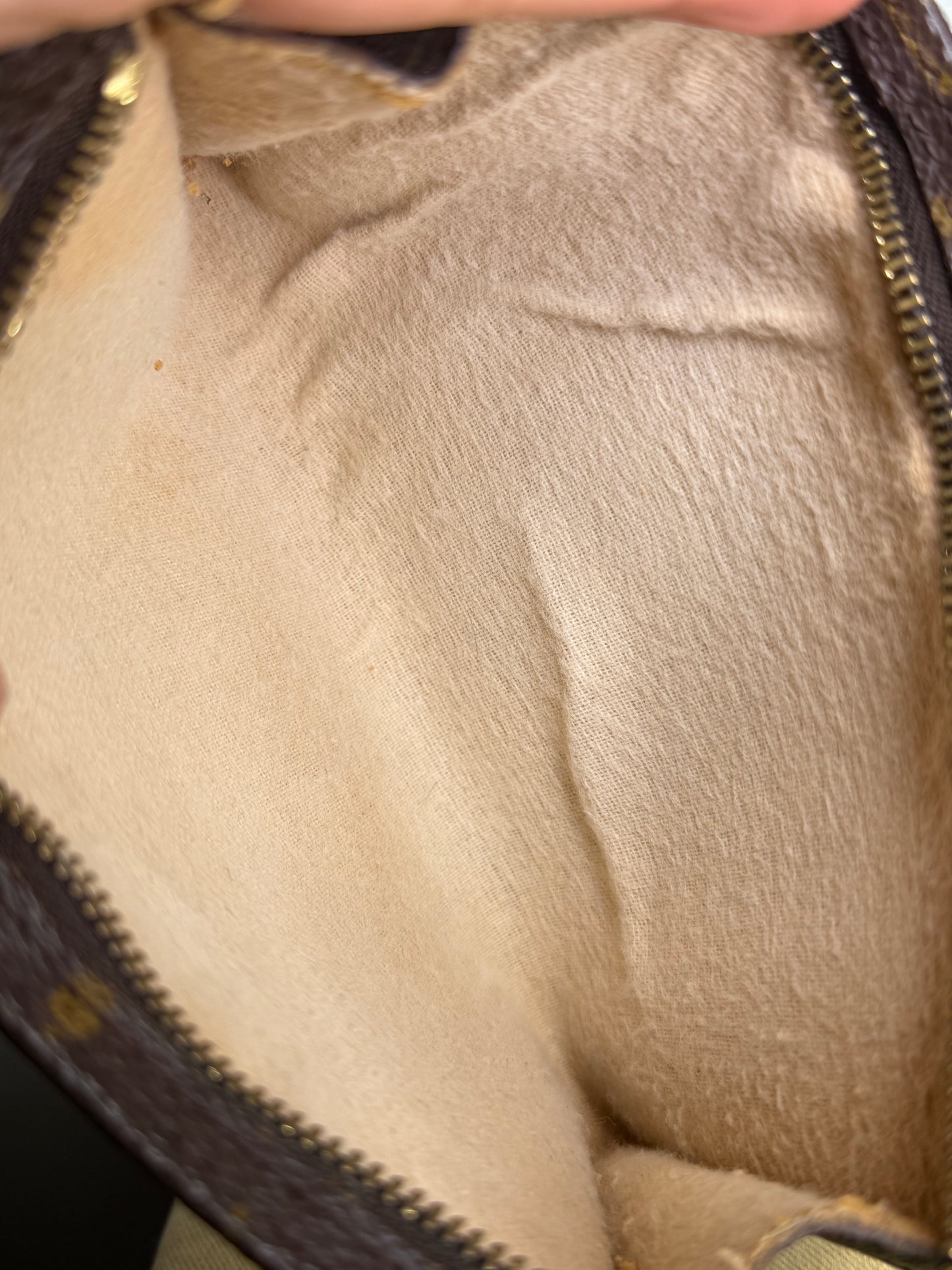 Louis Vuitton Monogram Bucket PM Pochette #4J