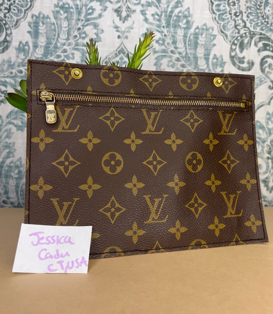 Louis Vuitton Randonnee Pouch F6