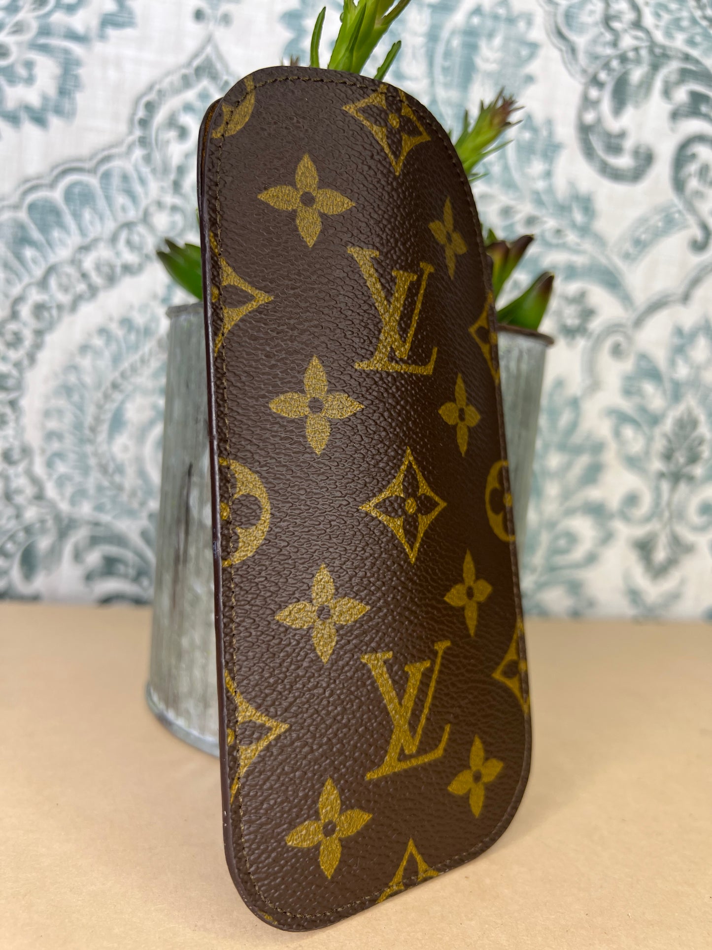 Louis Vuitton Etui Lunette Glasses Case