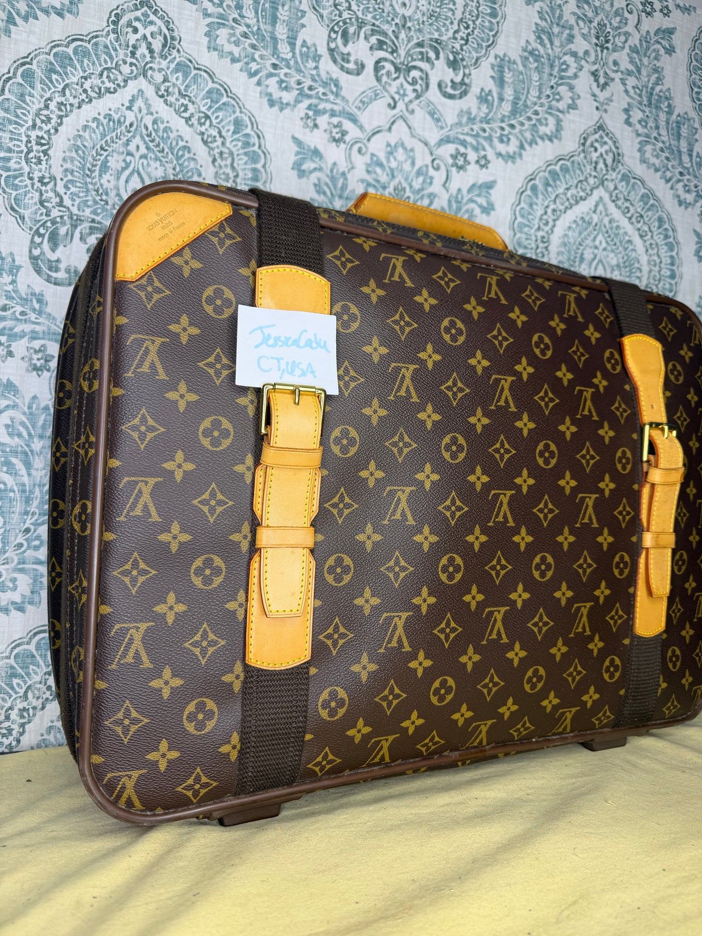 Louis Vuitton Satellite 53 Suit Case