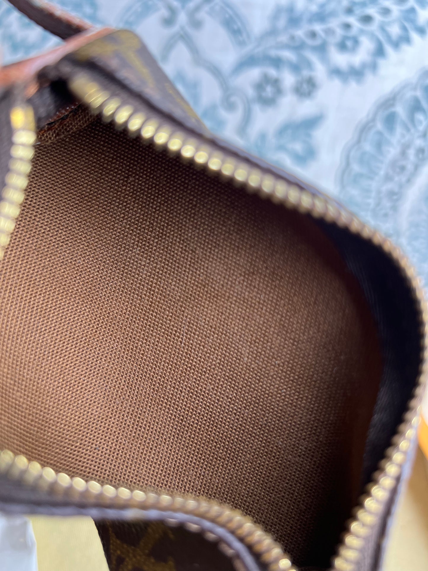 Louis Vuitton Etui 3 Balles De Golf Ball Pouch