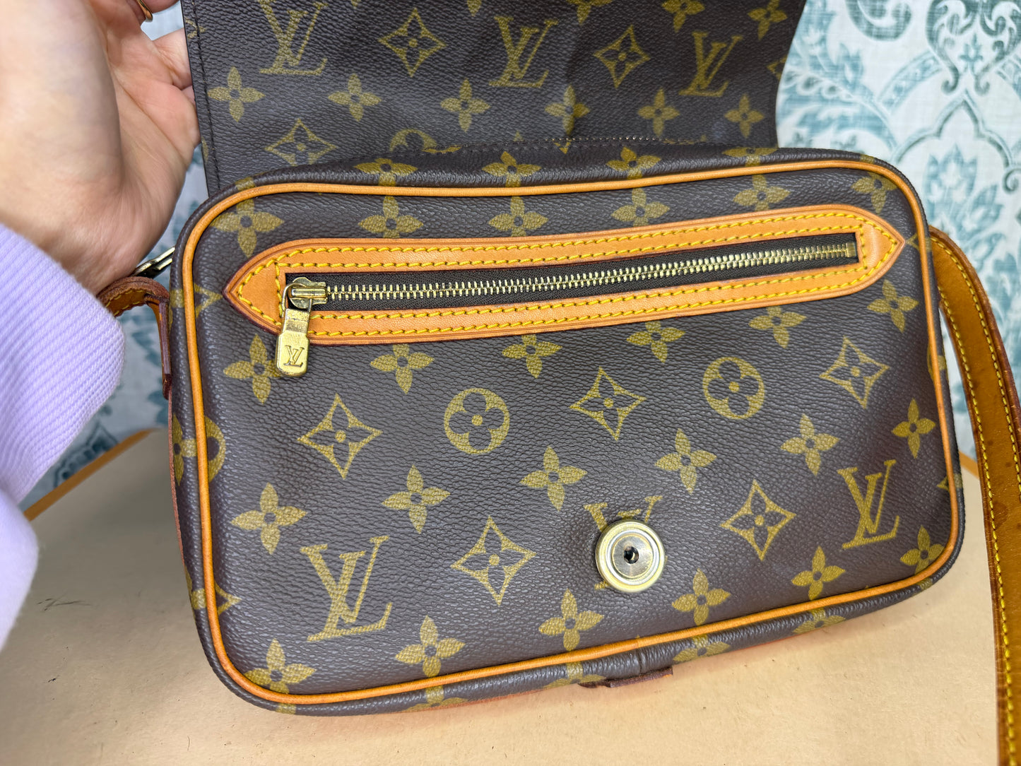 Louis Vuitton Saint Germain 24