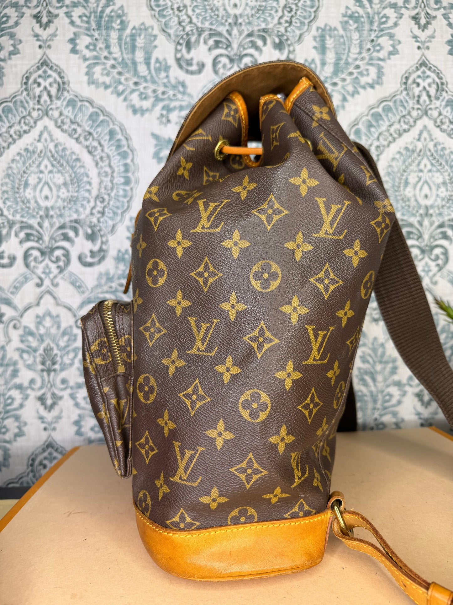 Louis Vuitton Montsouris GM