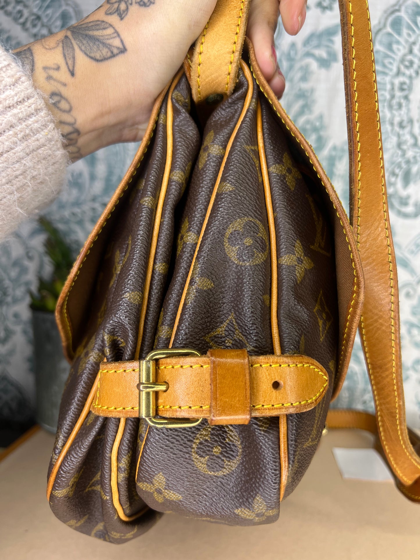 Louis Vuitton Saumur 30