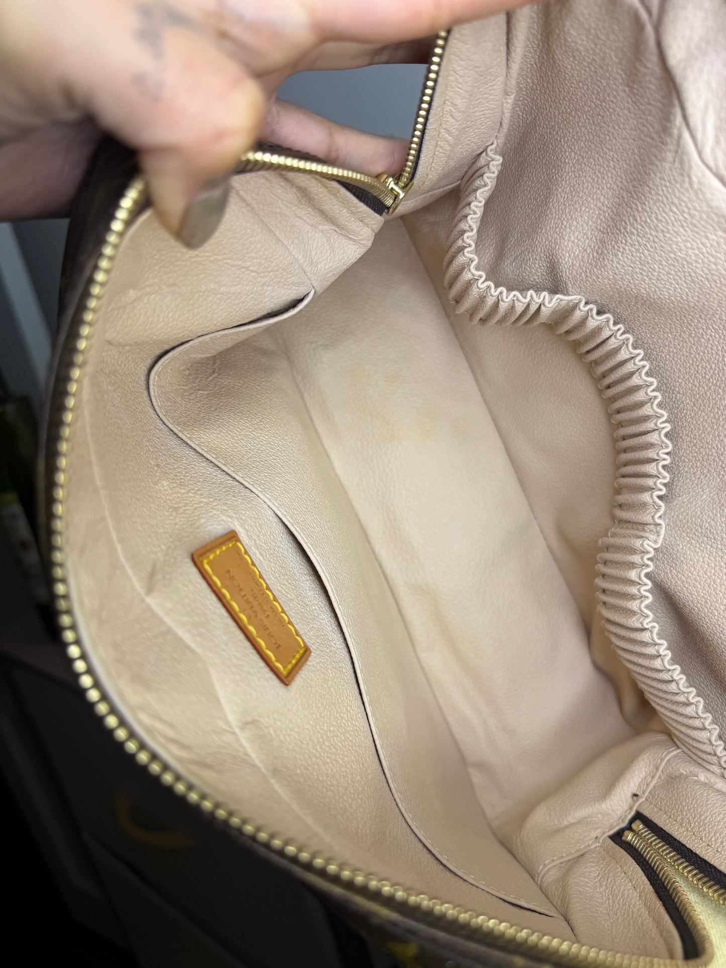 Louis Vuitton Trousse 28