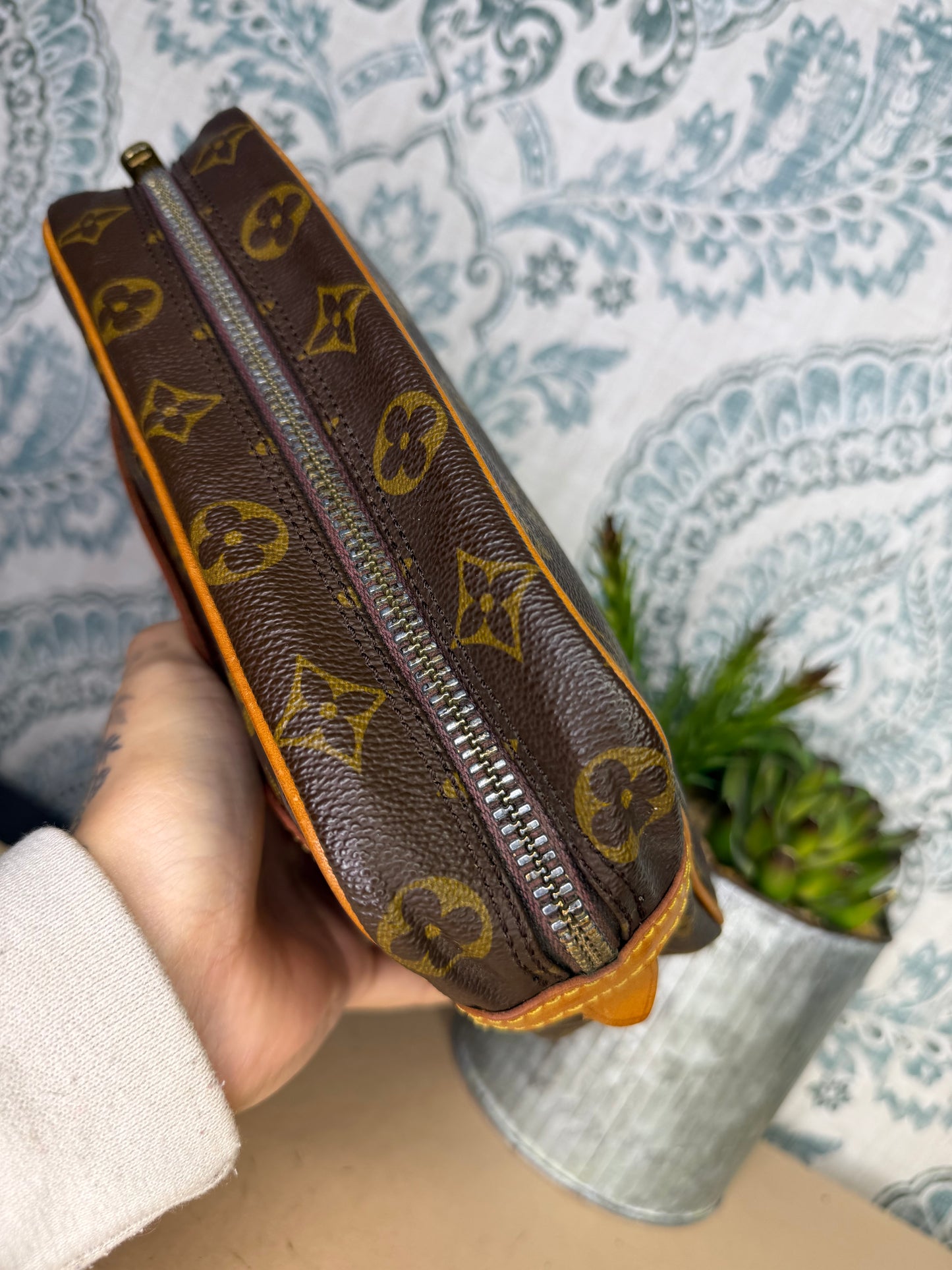 Louis Vuitton Compiegne 23