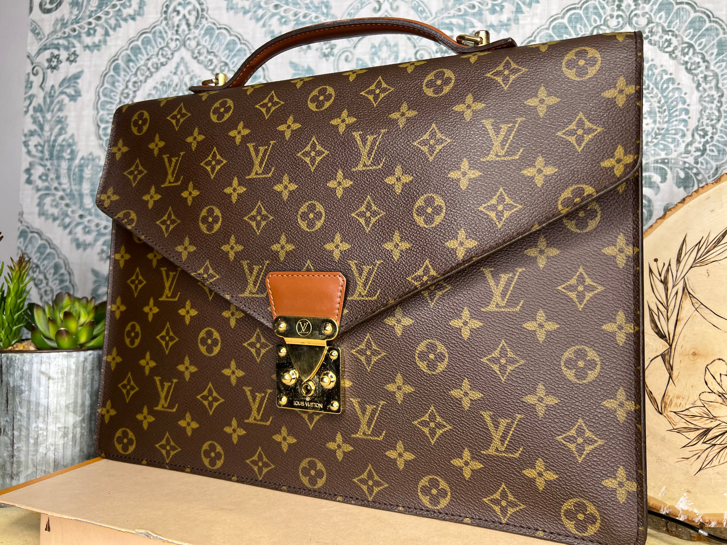 Louis Vuitton Porte Documents Bandouliere