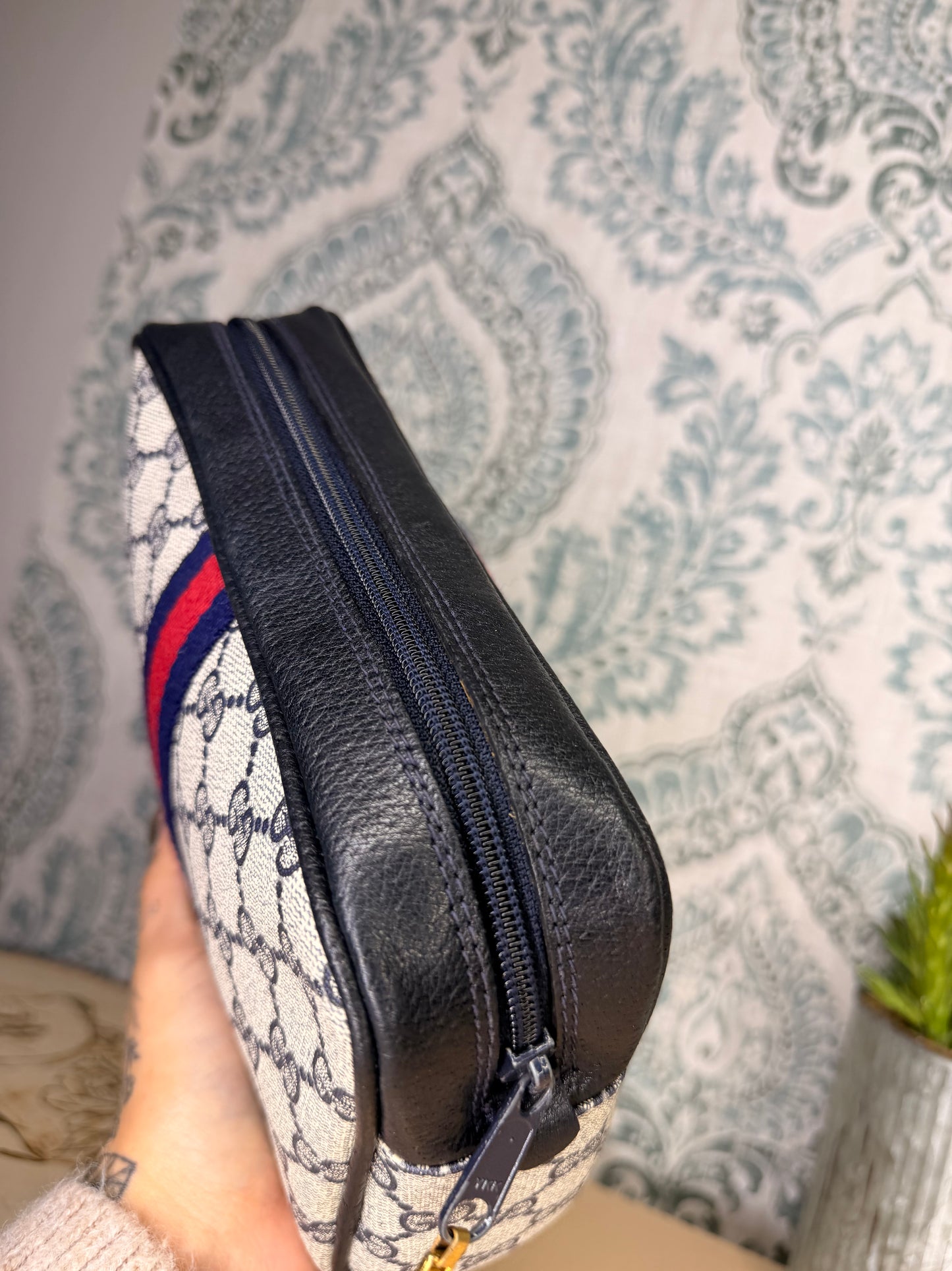 Gucci Navy Sherry Line Clutch