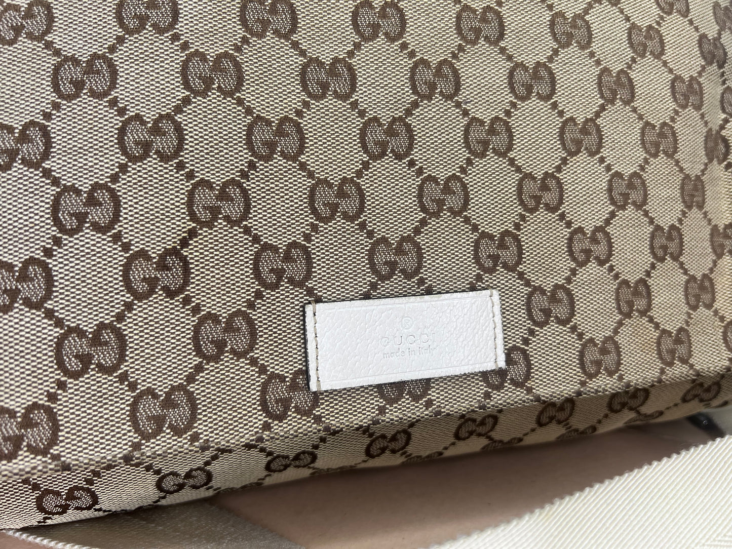 Gucci Messenger Bag