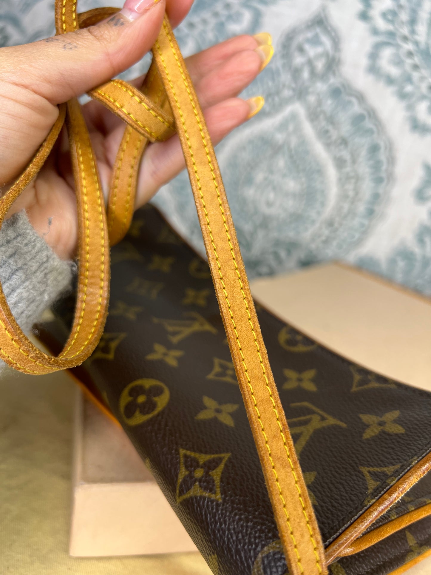 Louis Vuitton Twin Pochette GM