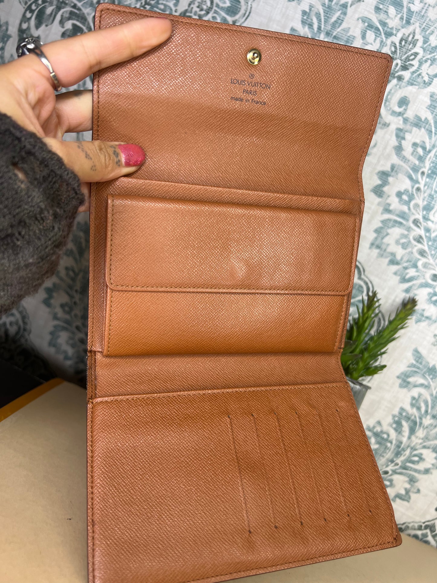 Louis Vuitton Monogram Passport Trifold Wallet #6