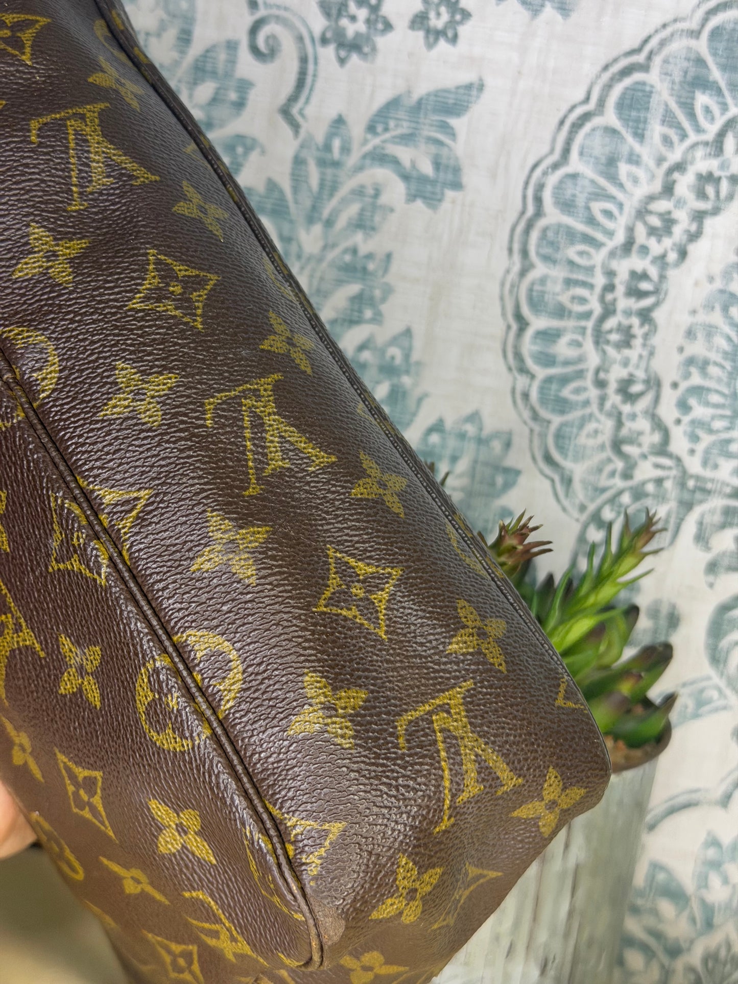 Louis Vuitton Trousse 28