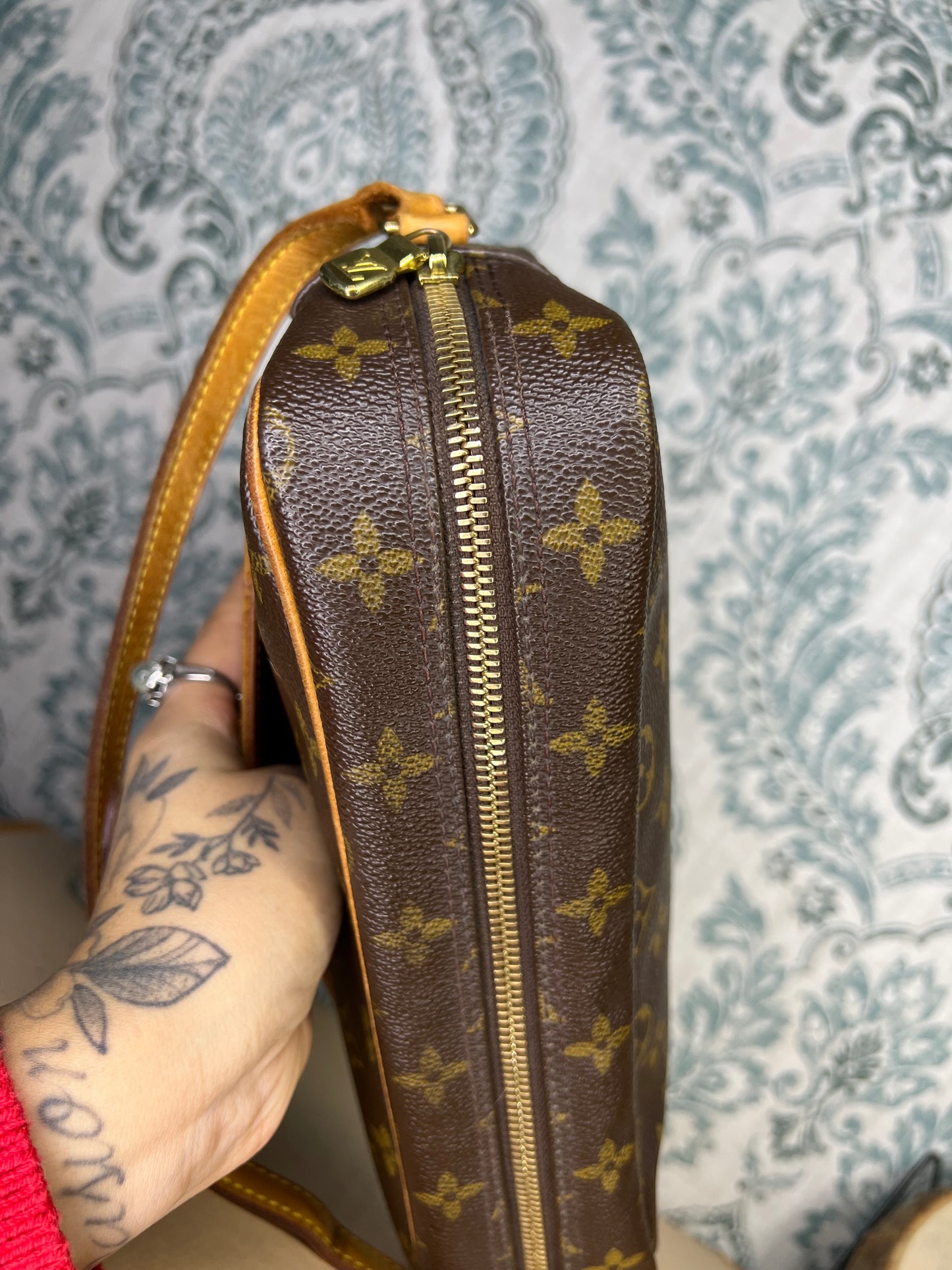 Louis Vuitton Trocadero 27