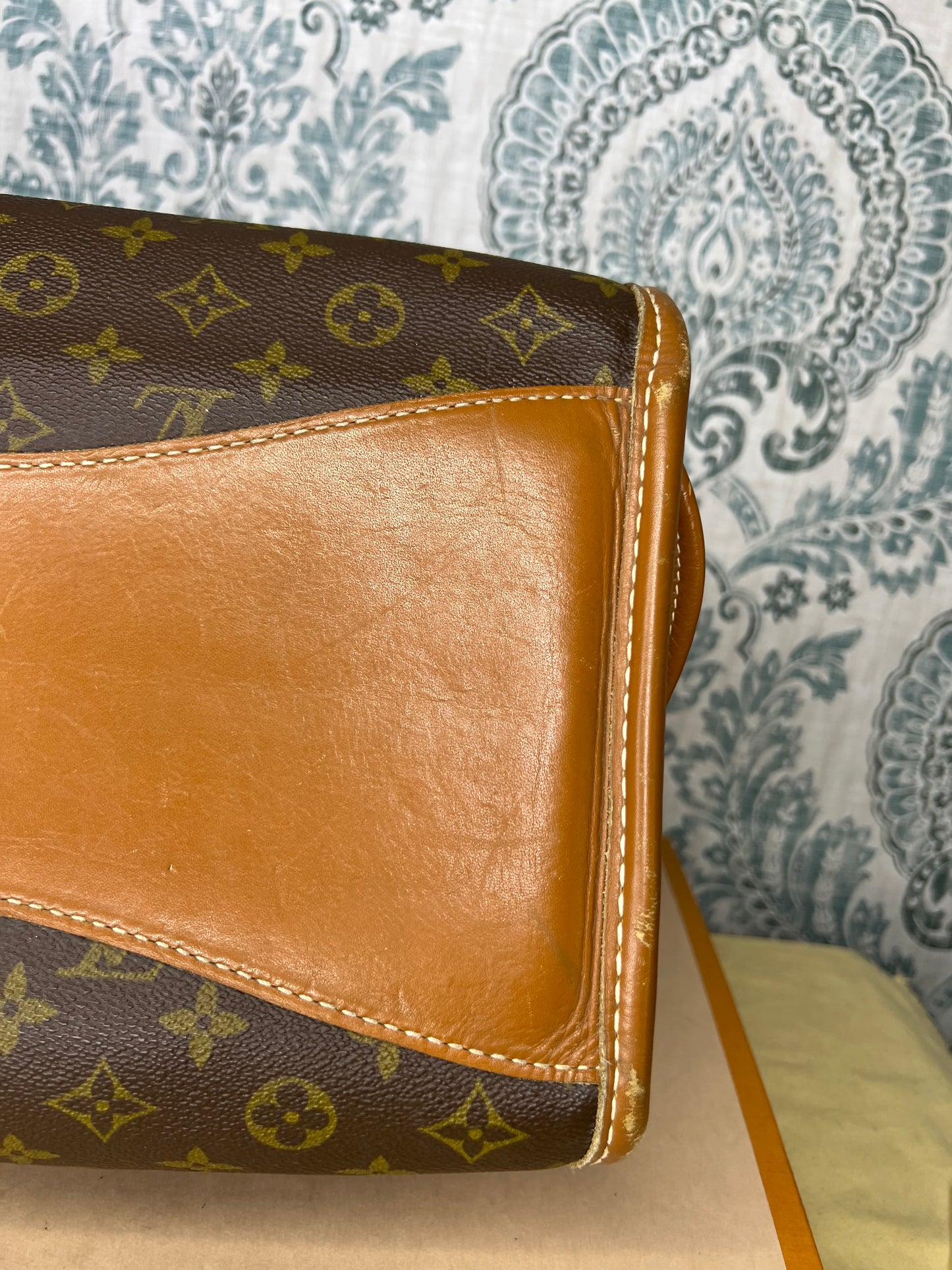 Louis Vuitton French Company Vintage Train Case / Cosmetic Case