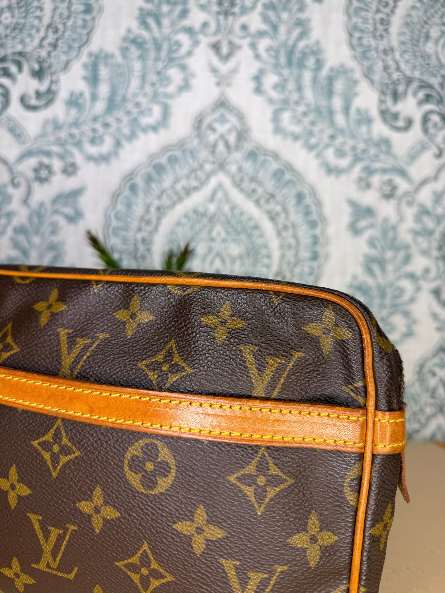 Louis Vuitton Compiegne 23
