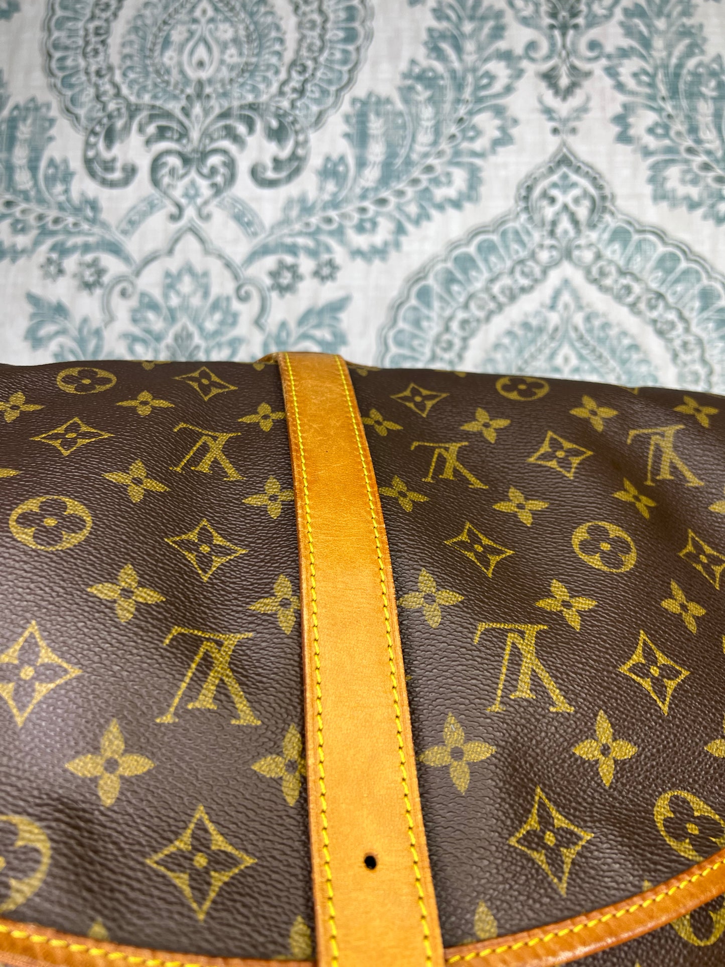 Louis Vuitton Saumur 35