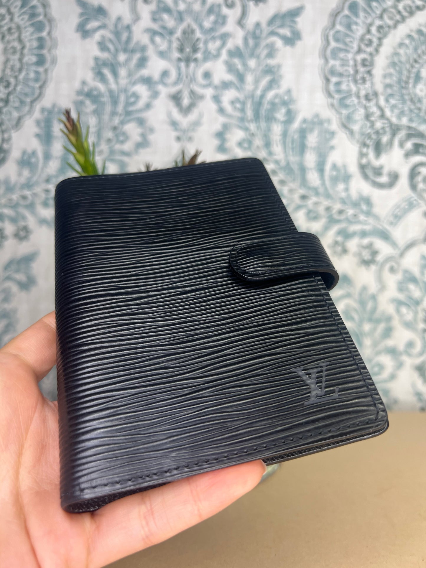 Louis Vuitton Black Epi Agenda PM