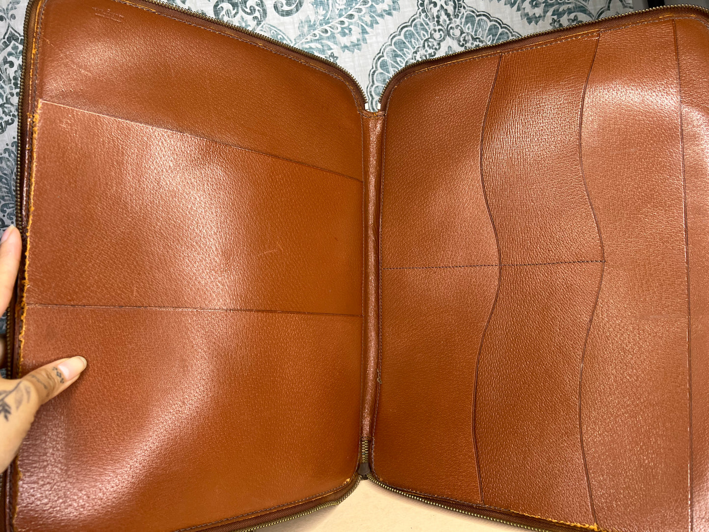 Louis Vuitton Portfolio Vintage Case