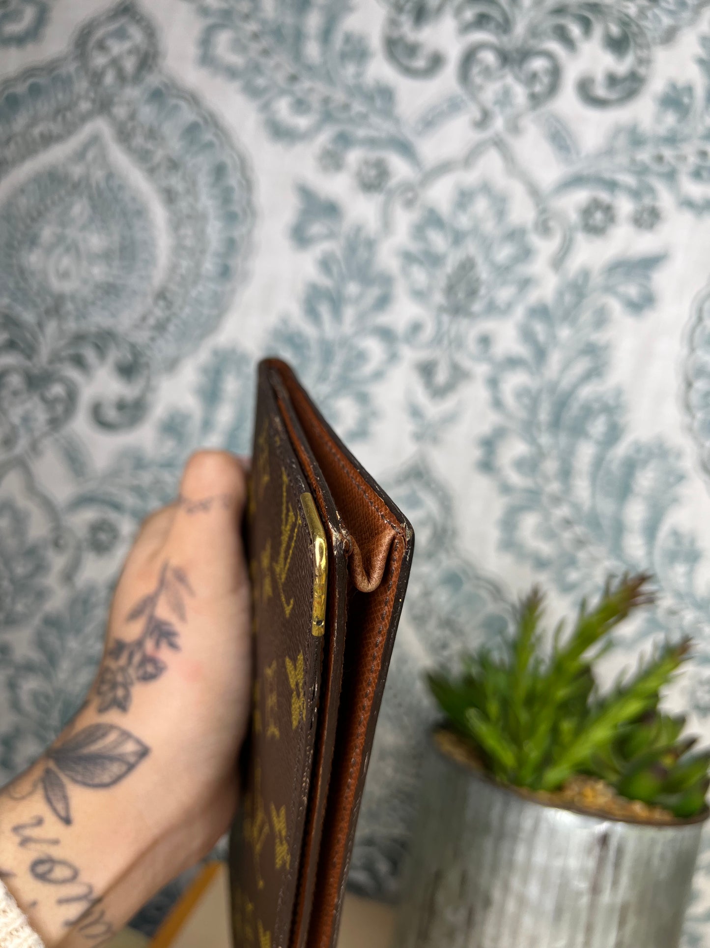 Louis Vuitton Monogram Vintage Vertical Wallet