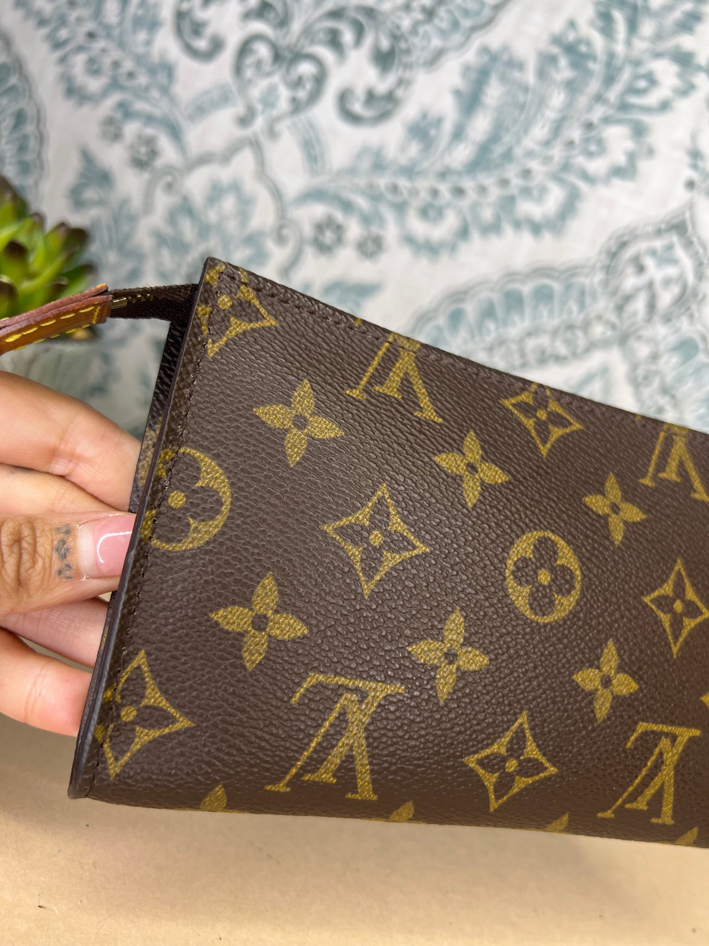 Louis Vuitton Bucket PM Pouch