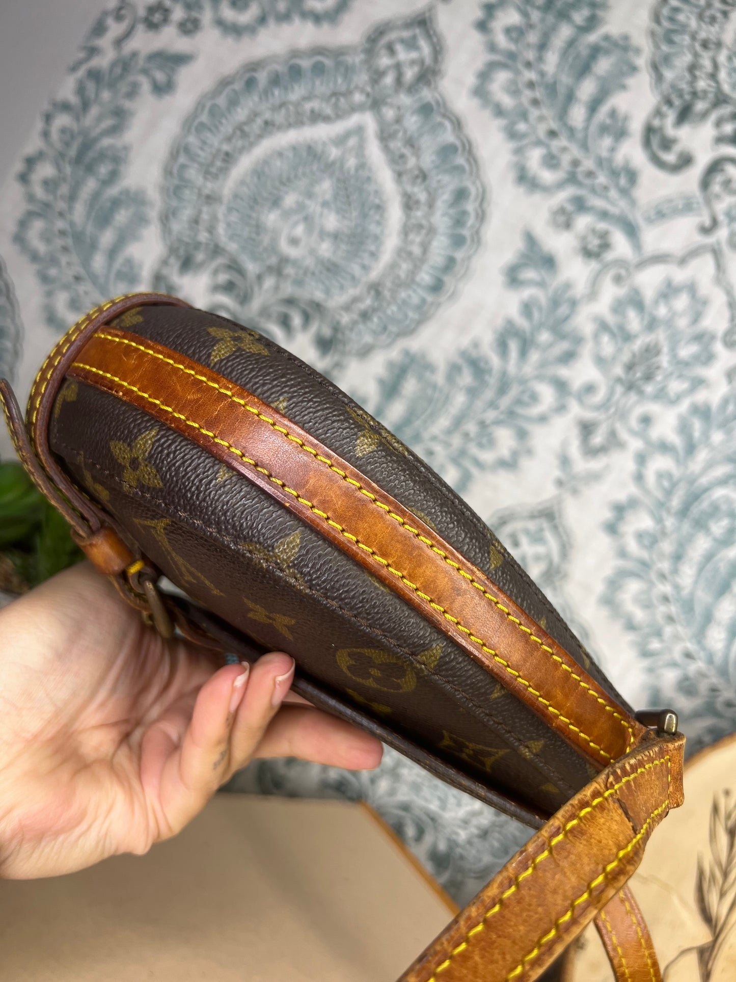 Louis Vuitton Chantilly PM