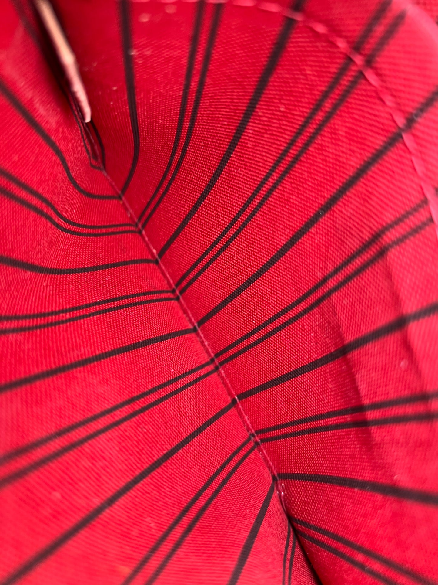 Neverfull Pouch Cherry Red