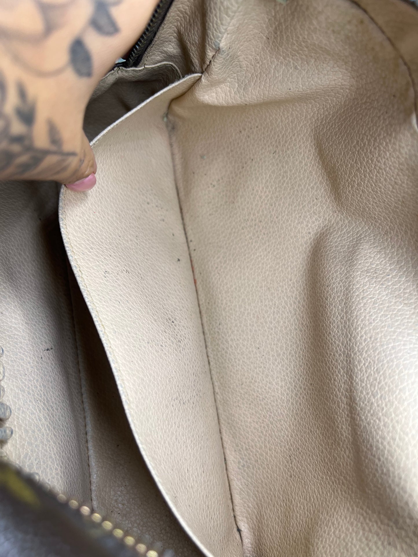 Louis Vuitton Trousse 28