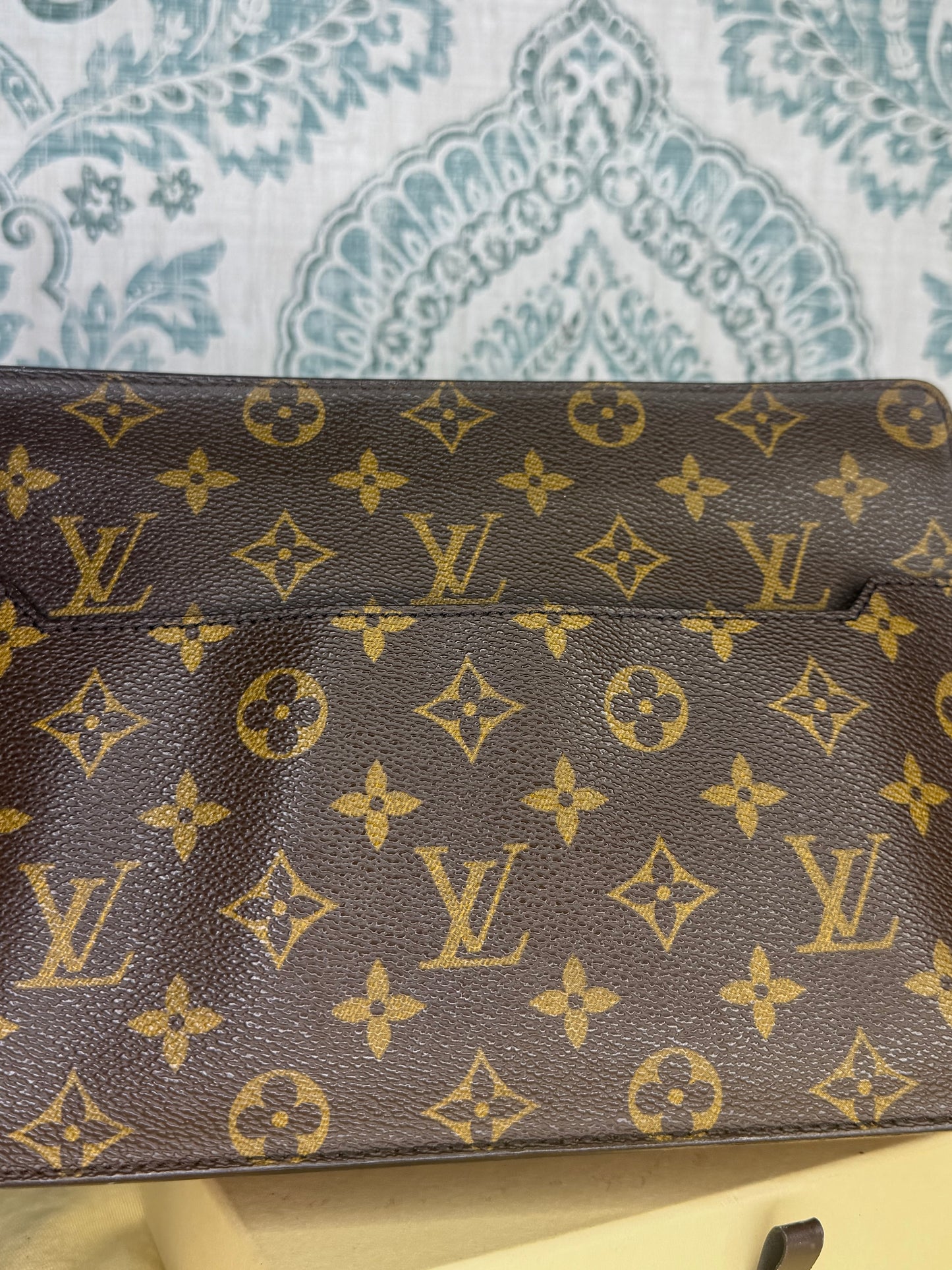 Louis Vuitton Pochette Homme Clutch