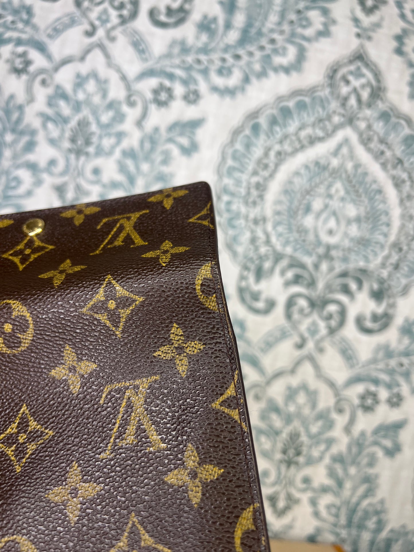 Louis Vuitton Monogram Passport Trifold Wallet #5