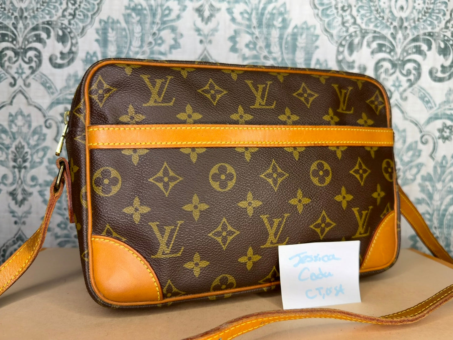 Louis Vuitton Trocadero 27