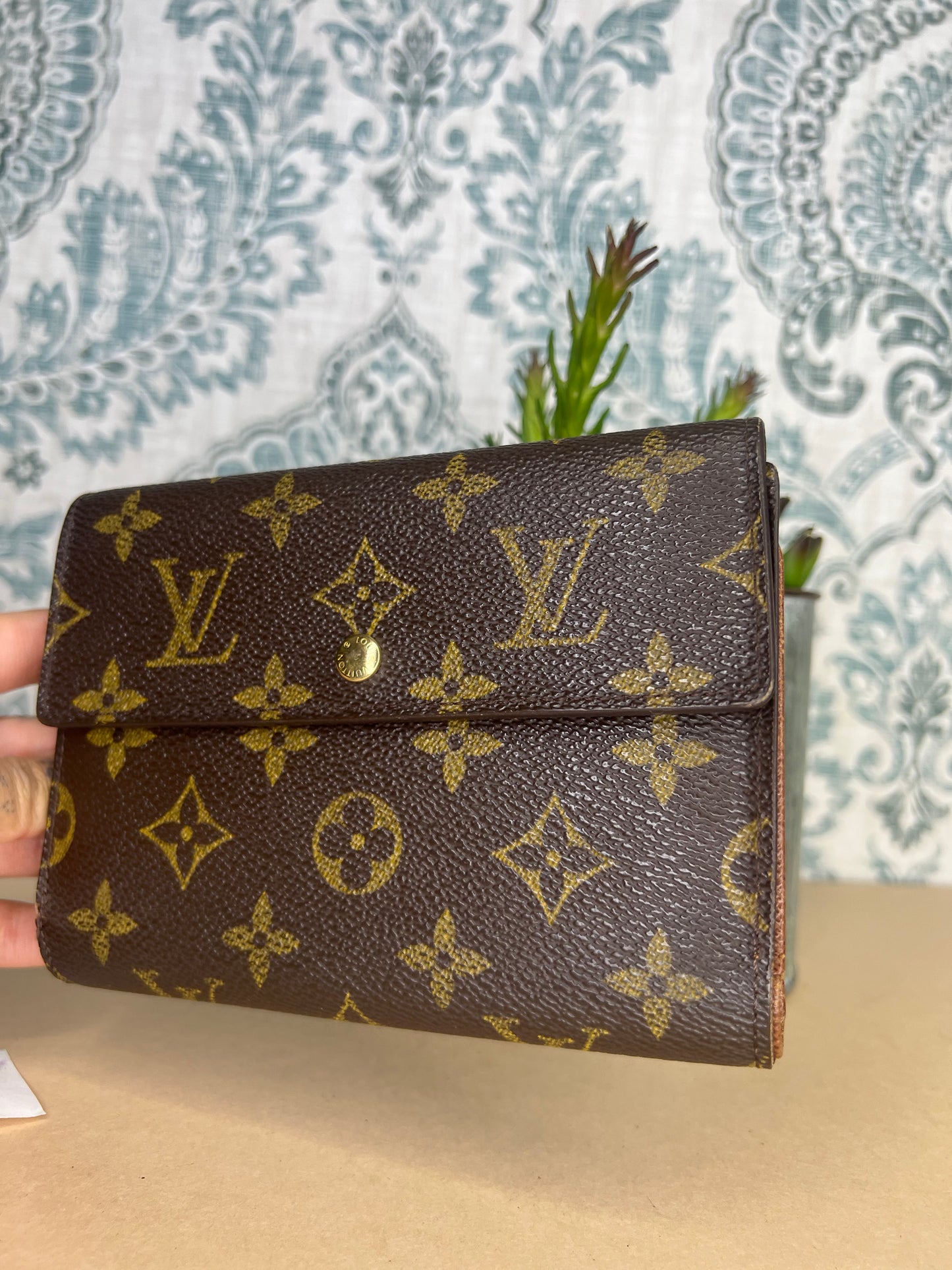 Louis Vuitton Monogram Passport Trifold Wallet #5