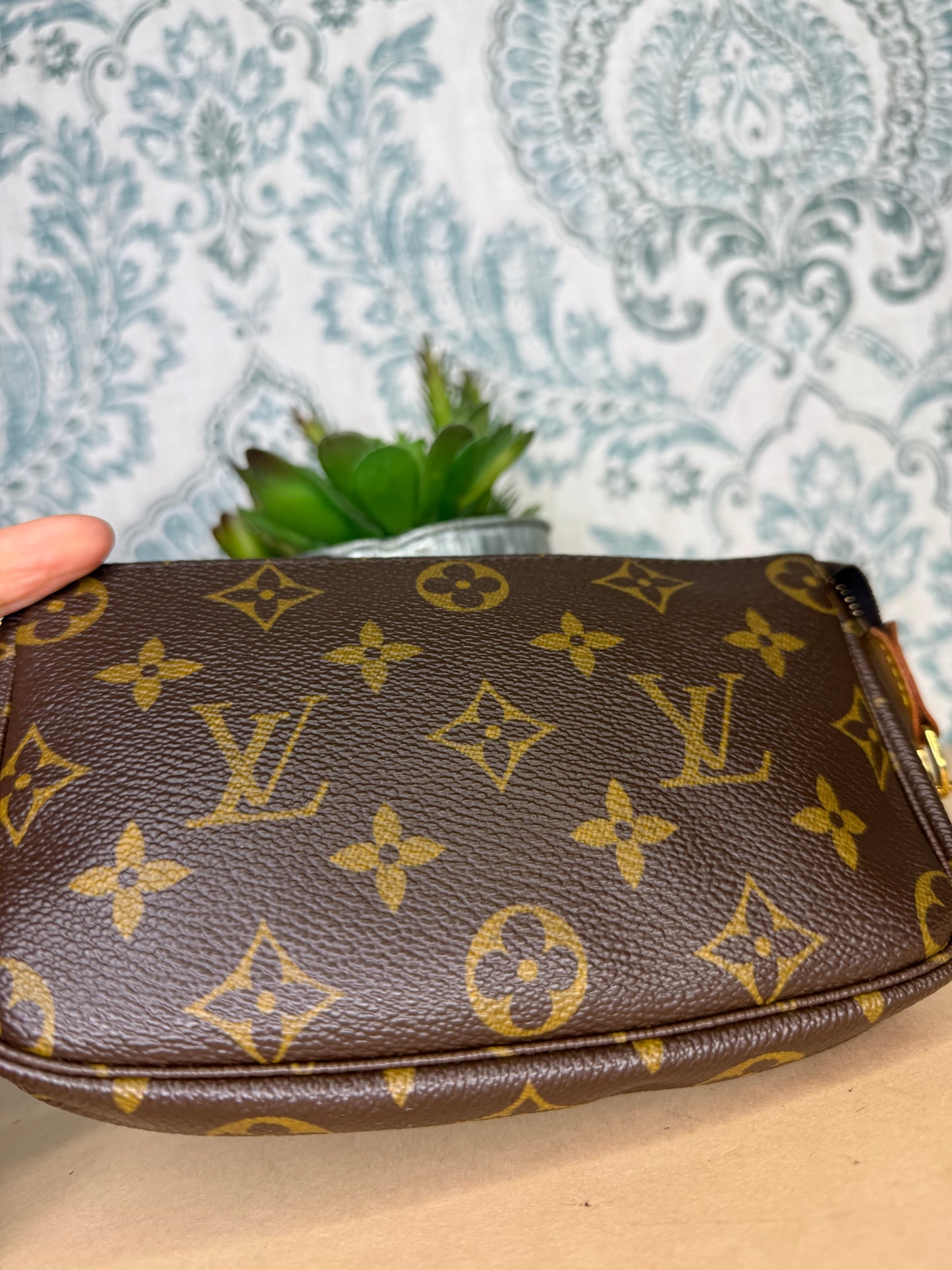 Louis Vuitton Monogram Bucket Pochette #1