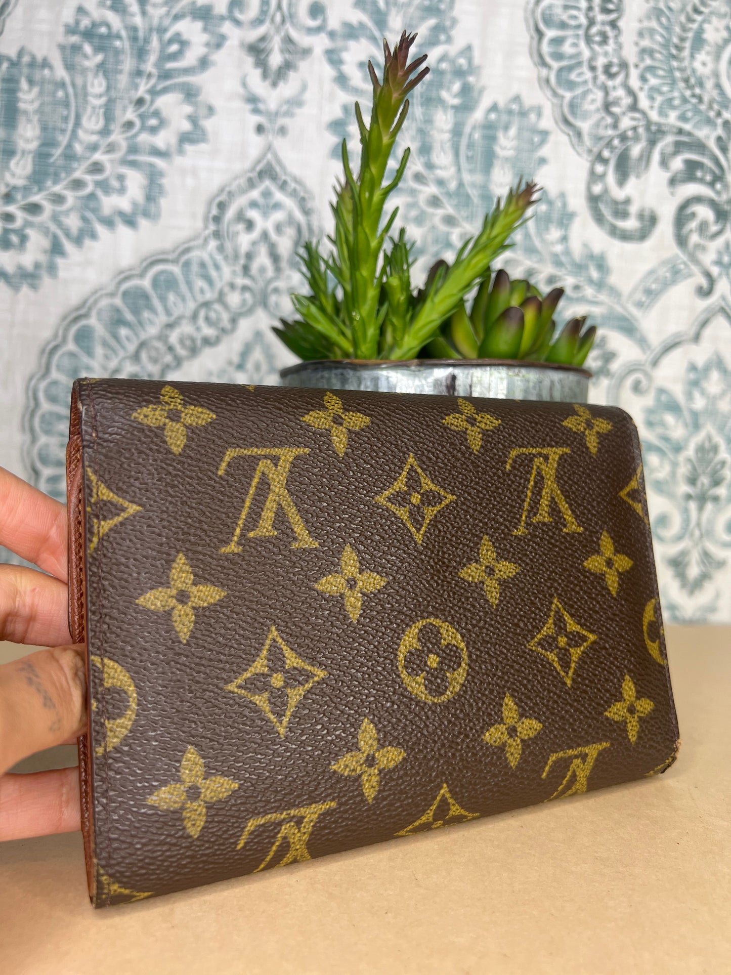 Louis Vuitton Monogram Passport Trifold Wallet #4