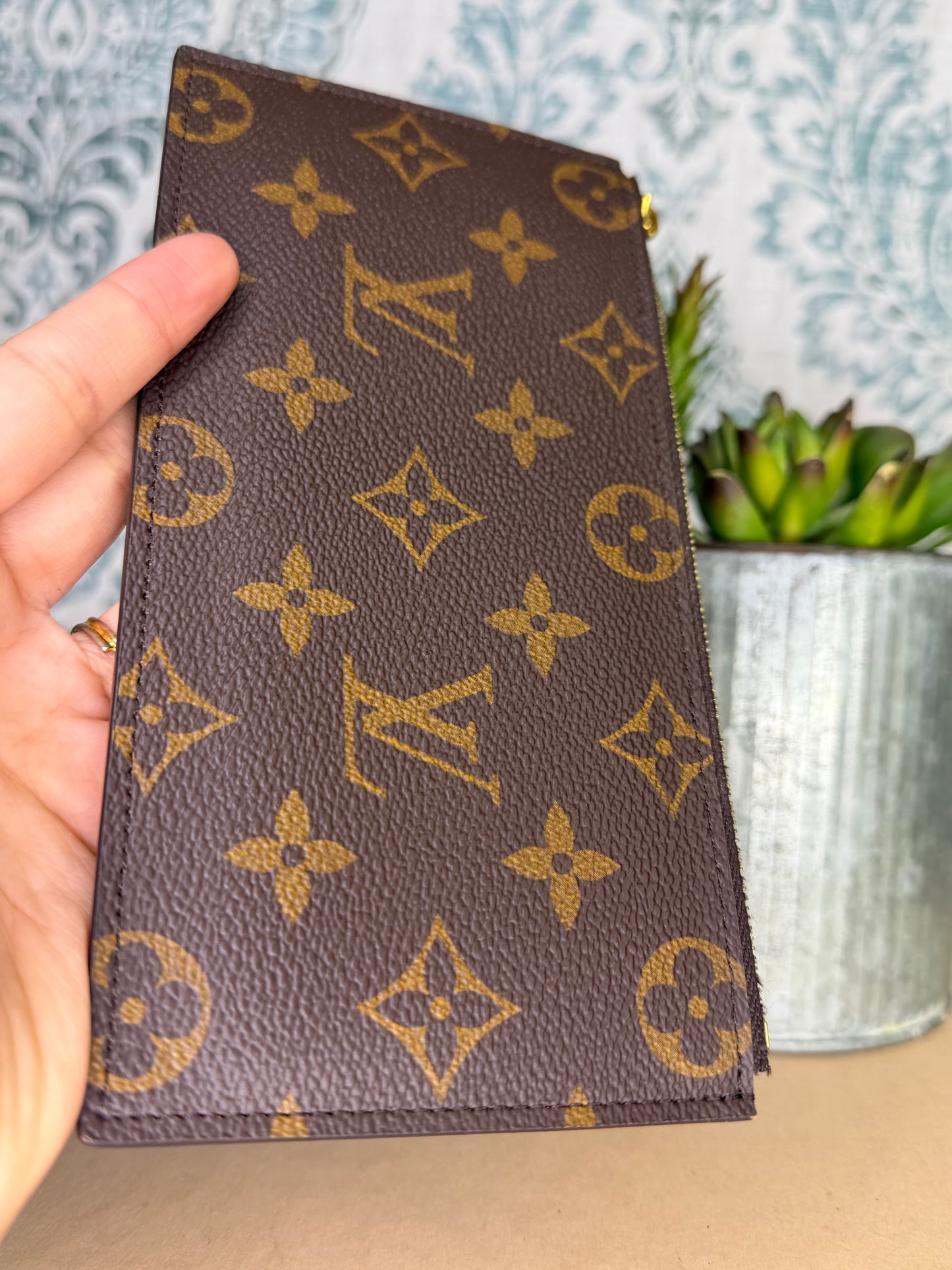 Louis Vuitton Felicie Zip Insert Fuschia