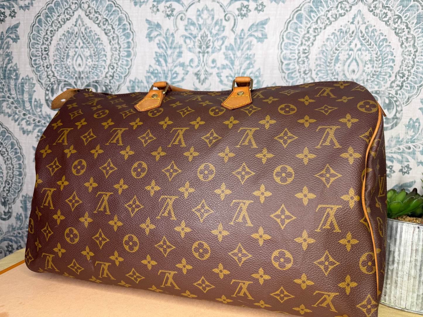 Louis Vuitton Speedy 40